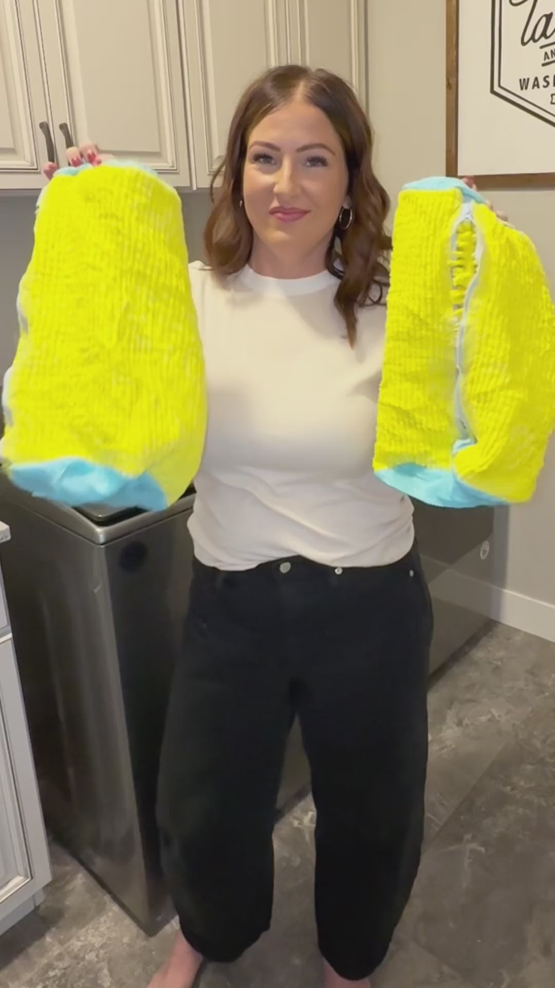 Shoe washing machine bag